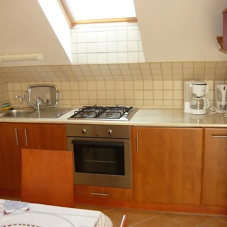 Kaman Vendeghaz Apartament Alsópáhok