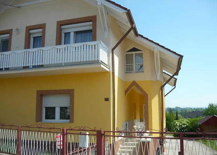 Kaman Vendeghaz