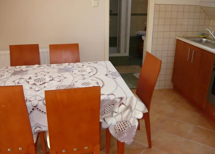 Apartamento Kaman Vendeghaz Alsópáhok